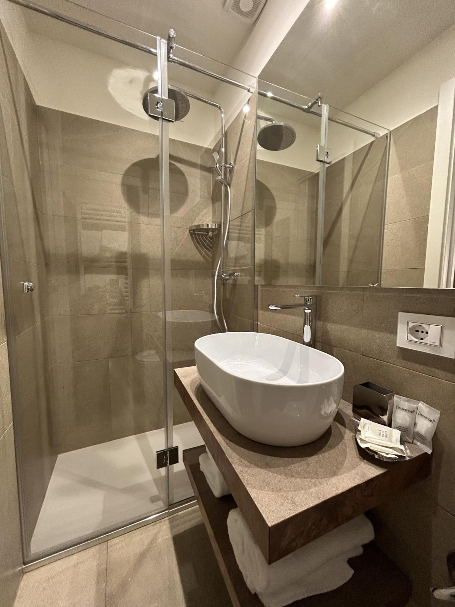 Astom Suites Roma Ngoại thất bức ảnh
